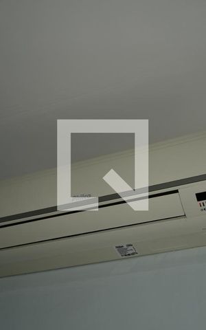 Casa à venda com 250m², 5 quartos e 2 vagasQuarto Suíte 3 - Detalhe
