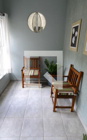Casa à venda com 250m², 5 quartos e 2 vagasHall