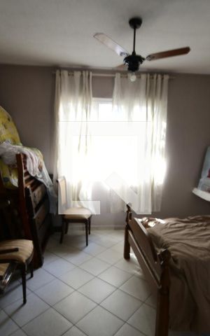 Casa à venda com 250m², 5 quartos e 2 vagasQuarto Suíte 4
