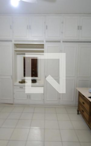 Casa à venda com 250m², 5 quartos e 2 vagasQuarto Suíte 3