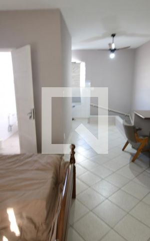 Casa à venda com 250m², 5 quartos e 2 vagasQuarto Suíte 4