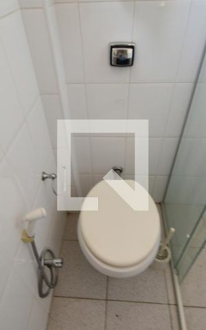 Casa à venda com 250m², 5 quartos e 2 vagasBanheiro 4 - Suíte