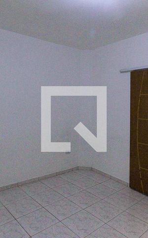 Casa à venda com 240m², 3 quartos e 2 vagas Casa à venda com 240m², 3 quartos e 2 vagasSuite