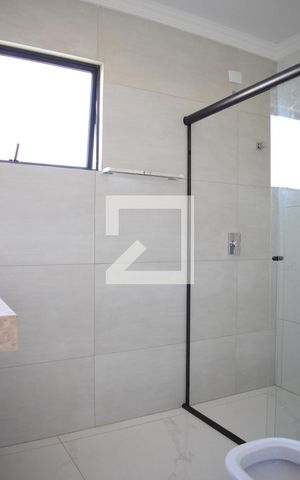 Casa de condomínio para alugar com 137m², 3 quartos e 1 vagaBanheiro Suíte