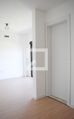 Casa de condomínio para alugar com 137m², 3 quartos e 1 vagaSuíte