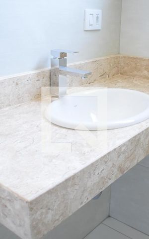 Casa de condomínio para alugar com 137m², 3 quartos e 1 vagaBanheiro Suíte