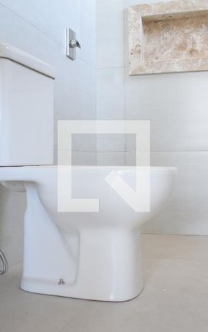 Casa de condomínio para alugar com 137m², 3 quartos e 1 vagaBanheiro 4