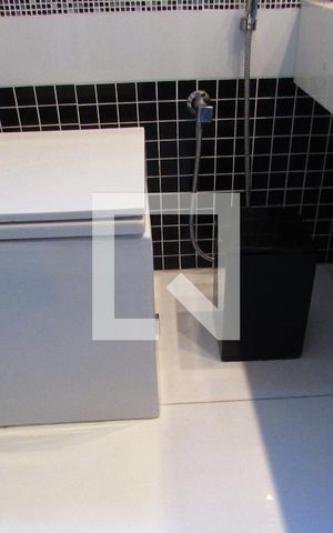 Apartamento à venda com 280m², 4 quartos e 4 vagasBanheiro da Suíte 3