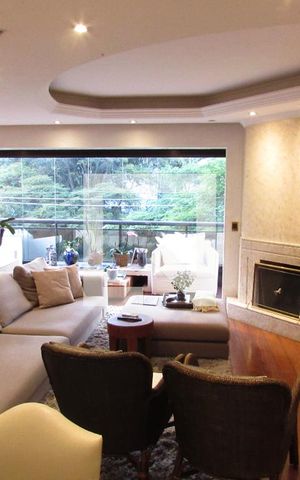 Apartamento à venda com 280m², 4 quartos e 4 vagasSala de TV