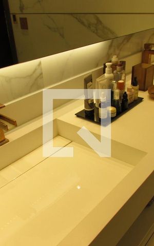 Apartamento à venda com 280m², 4 quartos e 4 vagasBanheiro da Suíte Master