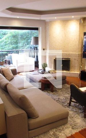 Apartamento à venda com 280m², 4 quartos e 4 vagasSala