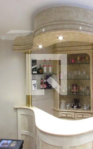 Apartamento à venda com 280m², 4 quartos e 4 vagasBar