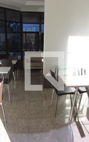 Apartamento à venda com 280m², 4 quartos e 4 vagasÁrea comum - Salão de festas