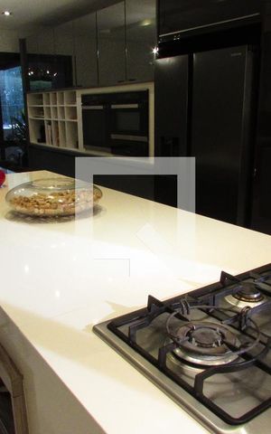 Apartamento à venda com 280m², 4 quartos e 4 vagasCozinha