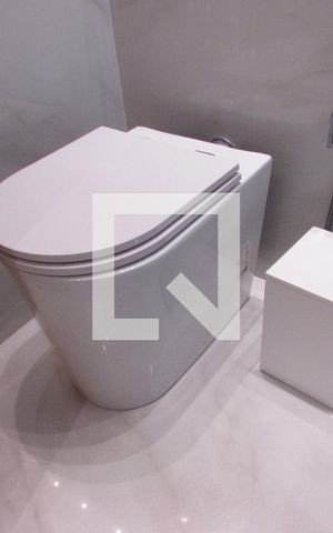 Apartamento à venda com 280m², 4 quartos e 4 vagasBanheiro da Suíte 2