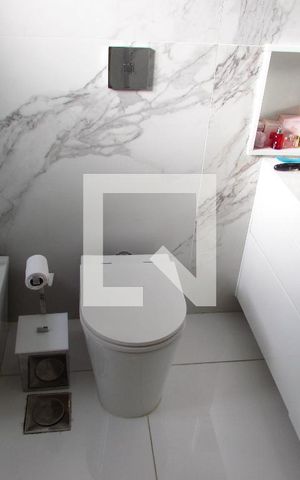 Apartamento à venda com 280m², 4 quartos e 4 vagasBanheiro da Suíte 1
