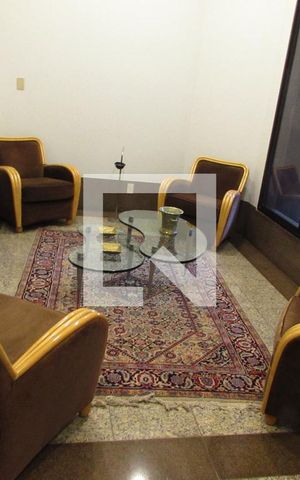 Apartamento à venda com 280m², 4 quartos e 4 vagasHall social