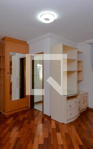 Casa à venda com 634m², 4 quartos e 5 vagas Casa à venda com 634m², 4 quartos e 5 vagasSuíte 2