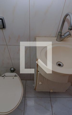 Casa à venda com 634m², 4 quartos e 5 vagas Casa à venda com 634m², 4 quartos e 5 vagasBanheiro Social
