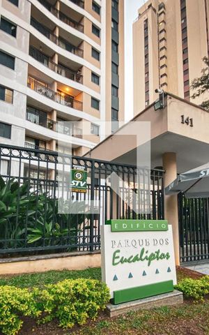 Apartamento para alugar com 58m², 2 quartos e 1 vagaFachada