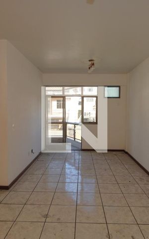 Apartamento para alugar com 108m², 3 quartos e 1 vagaSala