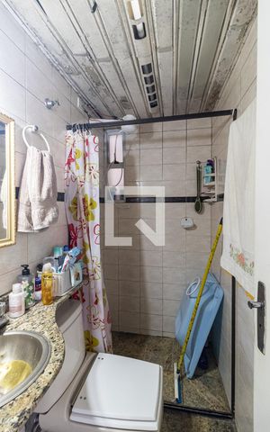 Apartamento para alugar com 53m², 2 quartos e 1 vaga Apartamento para alugar com 53m², 2 quartos e 1 vagaBanheiro