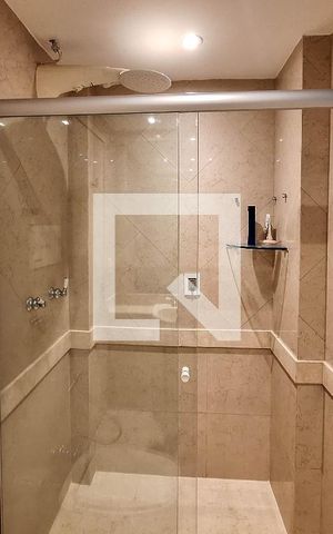 Apartamento à venda com 80m², 2 quartos e 1 vaga Apartamento à venda com 80m², 2 quartos e 1 vagaBanheiro Social