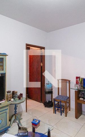 Casa à venda com 298m², 2 quartos e sem vagaSala