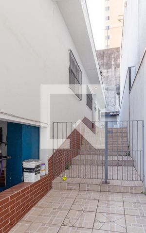 Casa à venda com 298m², 2 quartos e sem vagaQuintal