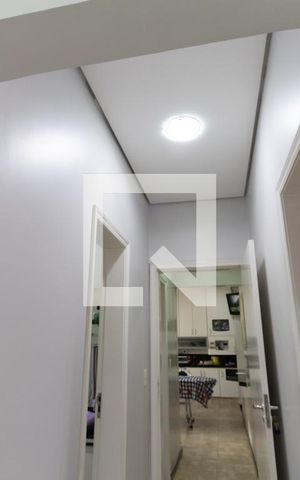 Casa à venda com 700m², 4 quartos e 8 vagas Casa à venda com 700m², 4 quartos e 8 vagasCorredor