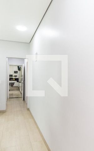 Casa à venda com 700m², 4 quartos e 8 vagas Casa à venda com 700m², 4 quartos e 8 vagasCorredor