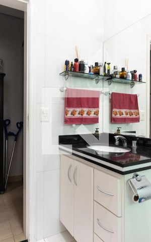 Casa à venda com 700m², 4 quartos e 8 vagas Casa à venda com 700m², 4 quartos e 8 vagasSuíte 1