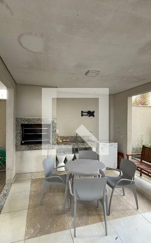 Apartamento à venda com 28m², 1 quarto e sem vaga Apartamento à venda com 28m², 1 quarto e sem vagaÁrea comum - Churrasqueira