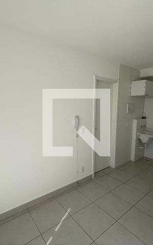 Apartamento à venda com 28m², 1 quarto e sem vaga Apartamento à venda com 28m², 1 quarto e sem vagaSala
