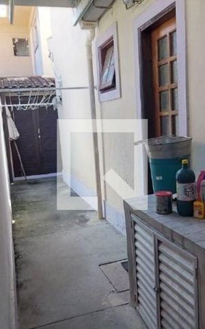 Casa à venda com 176m², 3 quartos e 2 vagas
