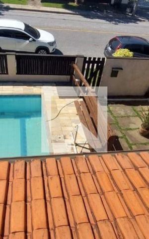 Casa à venda com 176m², 3 quartos e 2 vagas