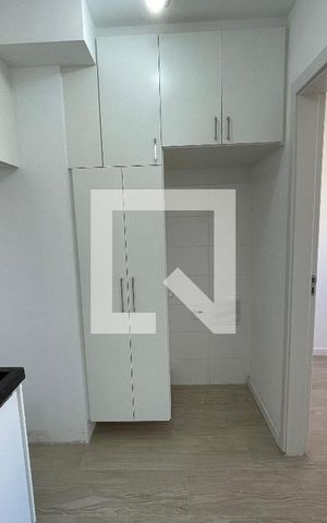 Apartamento à venda com 33m², 2 quartos e sem vaga Apartamento à venda com 33m², 2 quartos e sem vagaCozinha