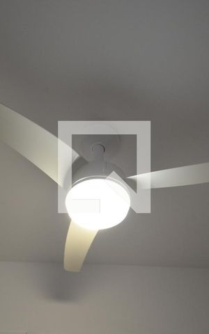 Studio à venda com 28m², 1 quarto e sem vagaSala