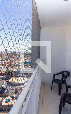 Apartamento para alugar com 64m², 2 quartos e 1 vagaSacada