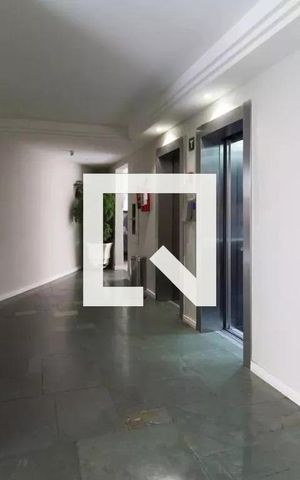 Apartamento à venda com 73m², 2 quartos e 1 vaga Apartamento à venda com 73m², 2 quartos e 1 vagaHall social