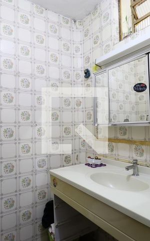 Apartamento à venda com 109m², 3 quartos e sem vagaBanheiro