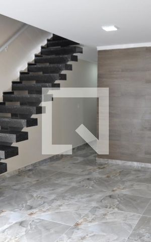 Casa de condomínio à venda com 144m², 2 quartos e 3 vagasSala