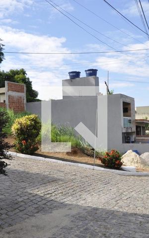 Casa de condomínio à venda com 144m², 2 quartos e 3 vagasVista da Rua