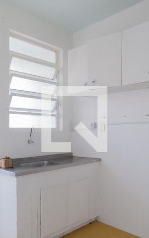 Apartamento à venda com 59m², 2 quartos e sem vagaCozinha e Área de Serviço