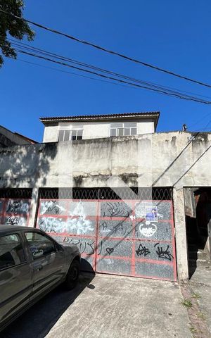 Casa à venda com 120m², 2 quartos e 1 vagaFachada + Plaquinha