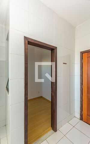 Apartamento à venda com 120m², 3 quartos e 4 vagas Apartamento à venda com 120m², 3 quartos e 4 vagasQuarto de Serviço