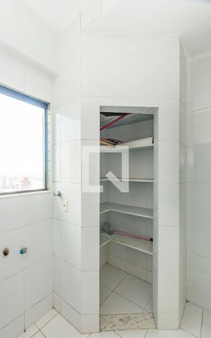 Apartamento à venda com 120m², 3 quartos e 4 vagas Apartamento à venda com 120m², 3 quartos e 4 vagasÁrea de Serviço