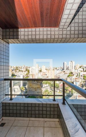 Apartamento à venda com 120m², 3 quartos e 4 vagas Apartamento à venda com 120m², 3 quartos e 4 vagasVaranda da Suíte