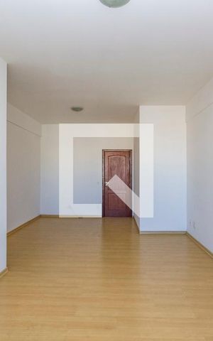 Apartamento à venda com 120m², 3 quartos e 4 vagas Apartamento à venda com 120m², 3 quartos e 4 vagasSala