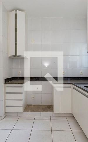 Apartamento à venda com 120m², 3 quartos e 4 vagas Apartamento à venda com 120m², 3 quartos e 4 vagasCozinha